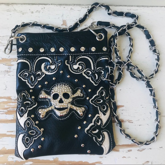 The chick black skull crossbody bag - Picture 1 of 6